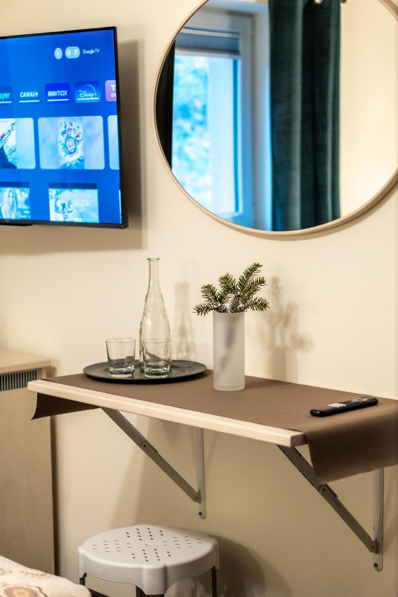 Gosciniec Stara Szkola Hotel Haluszowa ภายนอก รูปภาพ